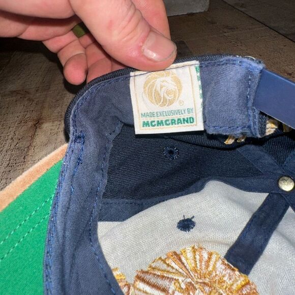 Vintage MGM Grand Las Vegas SnapBack - Picture 8 of 8